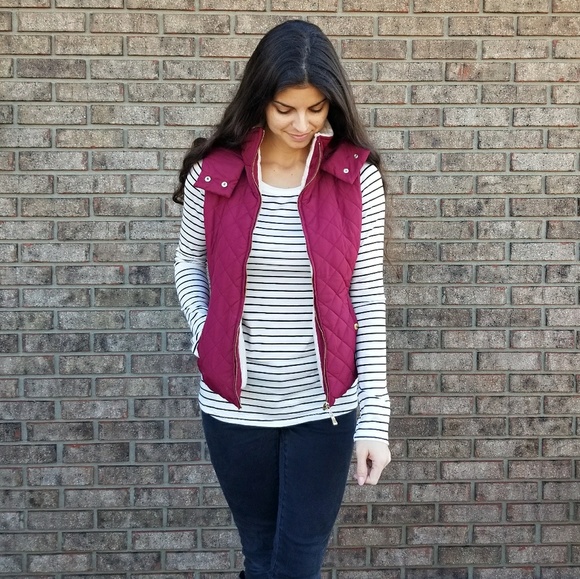 ▫️LAST ▫️The Basic Striped Tee - Picture 7 of 7